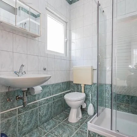 Natalija Apartment *
